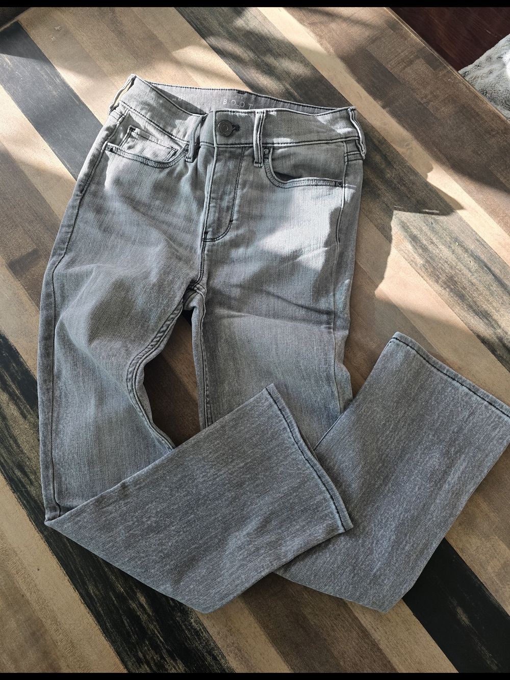 White House Black Market Gray Cropped Ankle Jeans